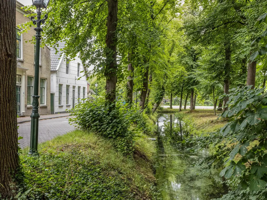 Nachtwaker 19, RHOON