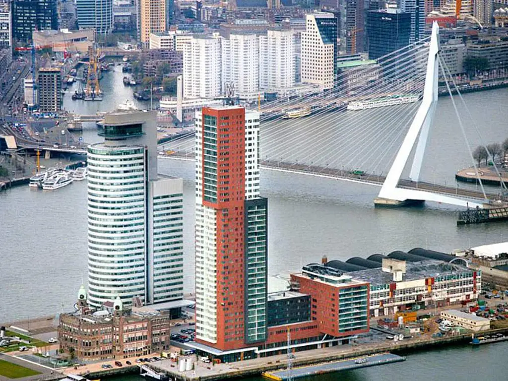 Landverhuizersplein 110, ROTTERDAM