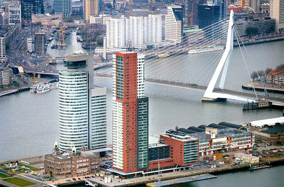 Landverhuizersplein 110