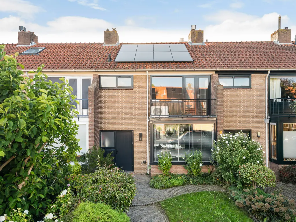 Margrietstraat 9, RHOON