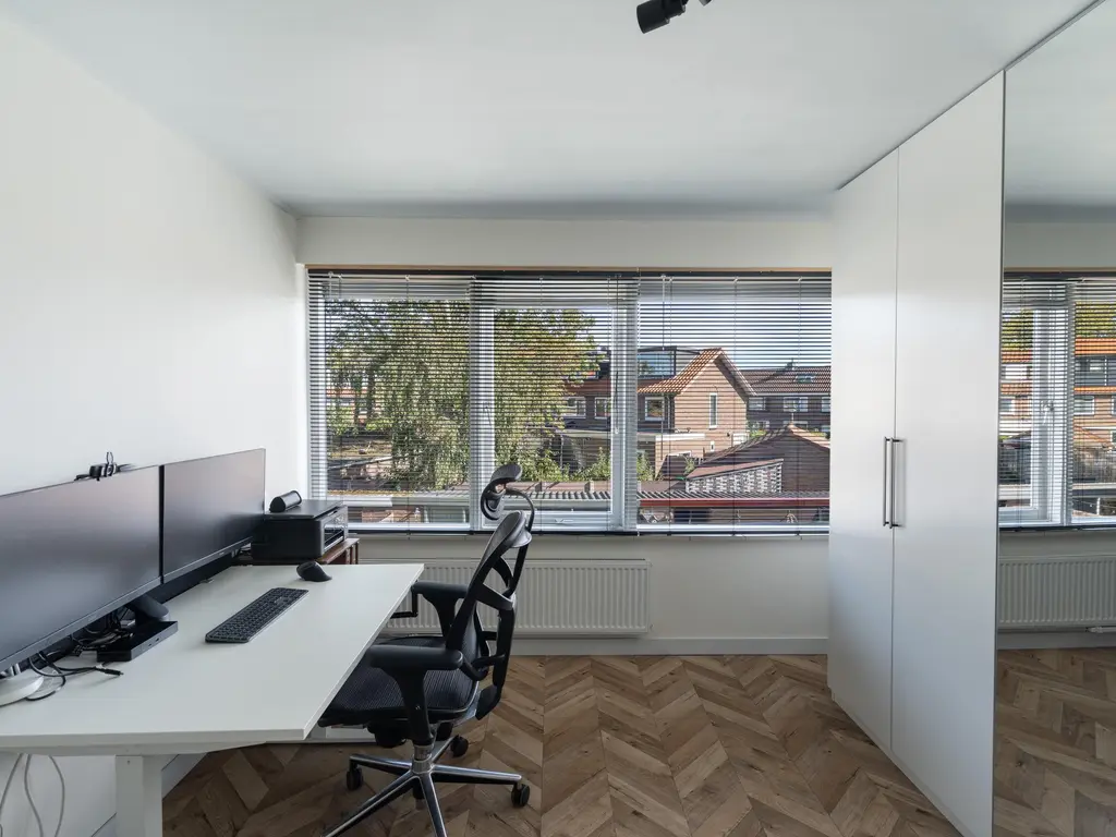 Margrietstraat 9, RHOON