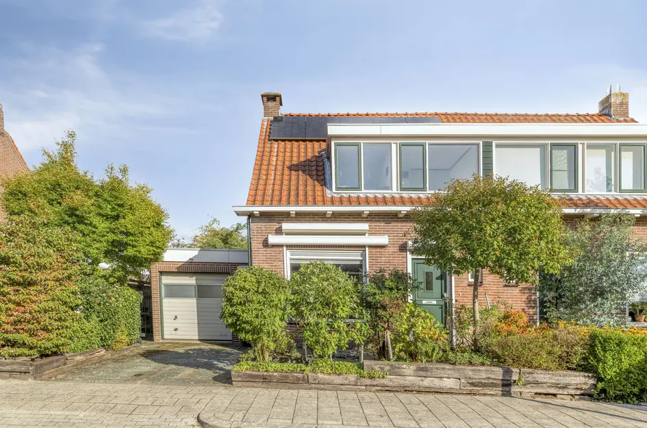 C.A. Dekkerstraat 7