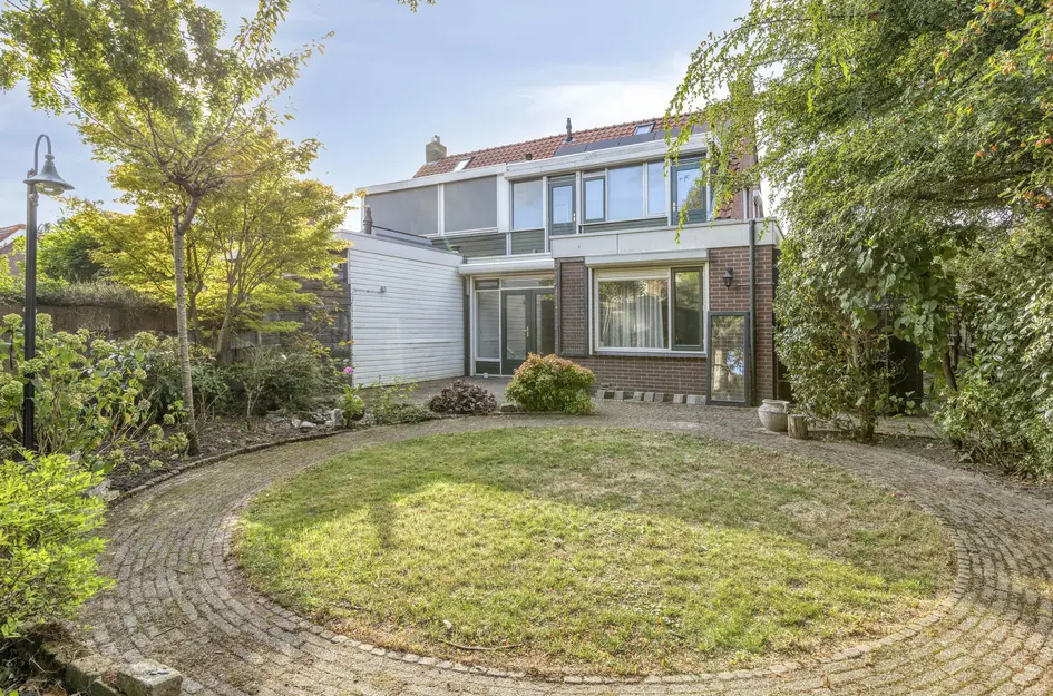 C.A. Dekkerstraat 7