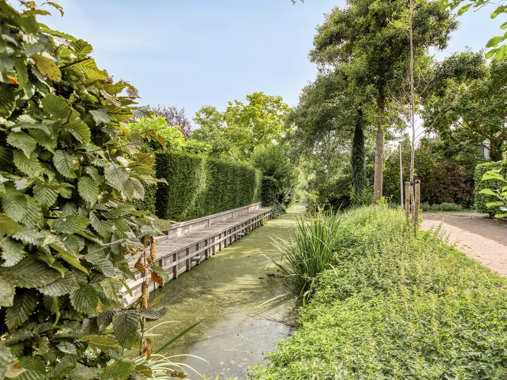 van Beethovenlaan 4, RHOON