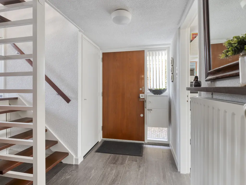 Wilhelminastraat 2, RHOON