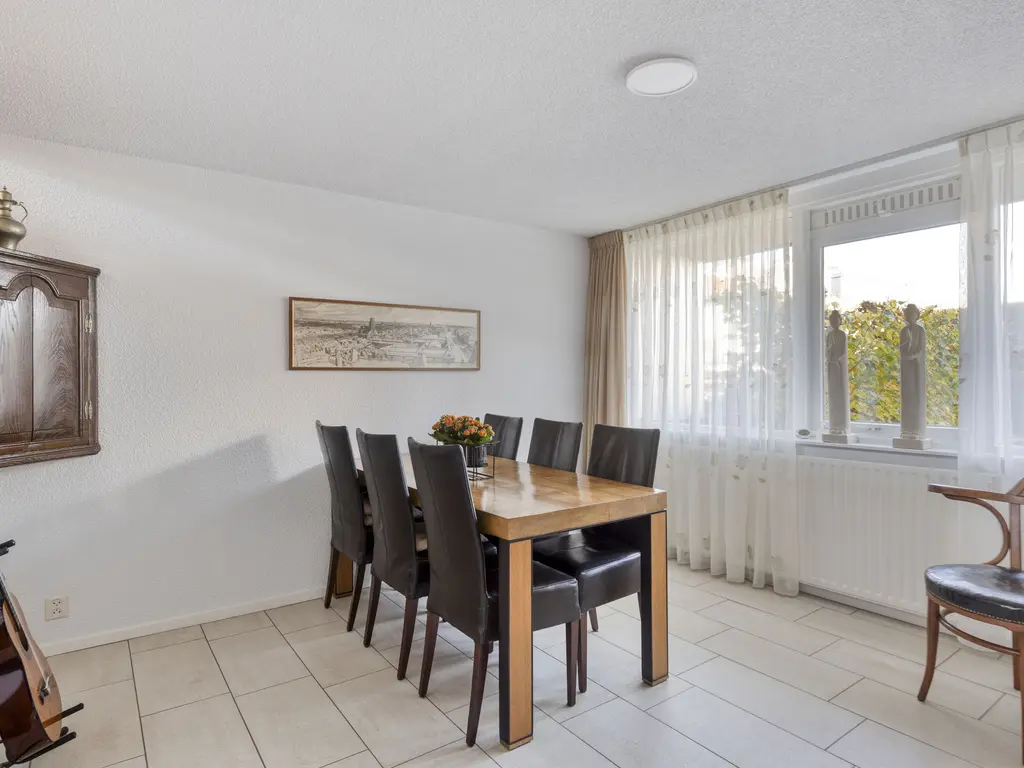 Wilhelminastraat 2, RHOON