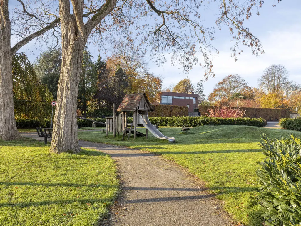 Wilhelminastraat 2, RHOON