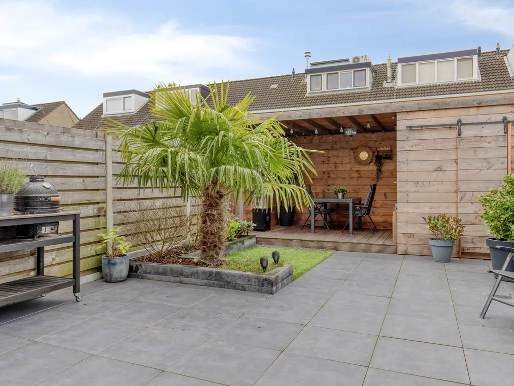 Rietdekker 22, POORTUGAAL