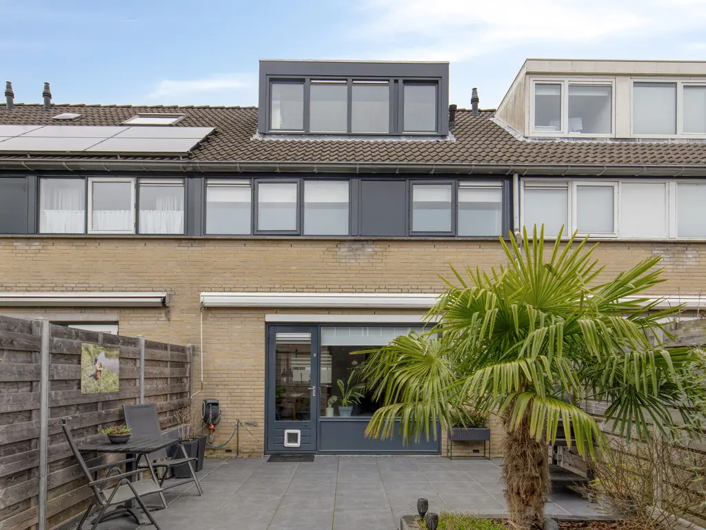 Rietdekker 22, POORTUGAAL