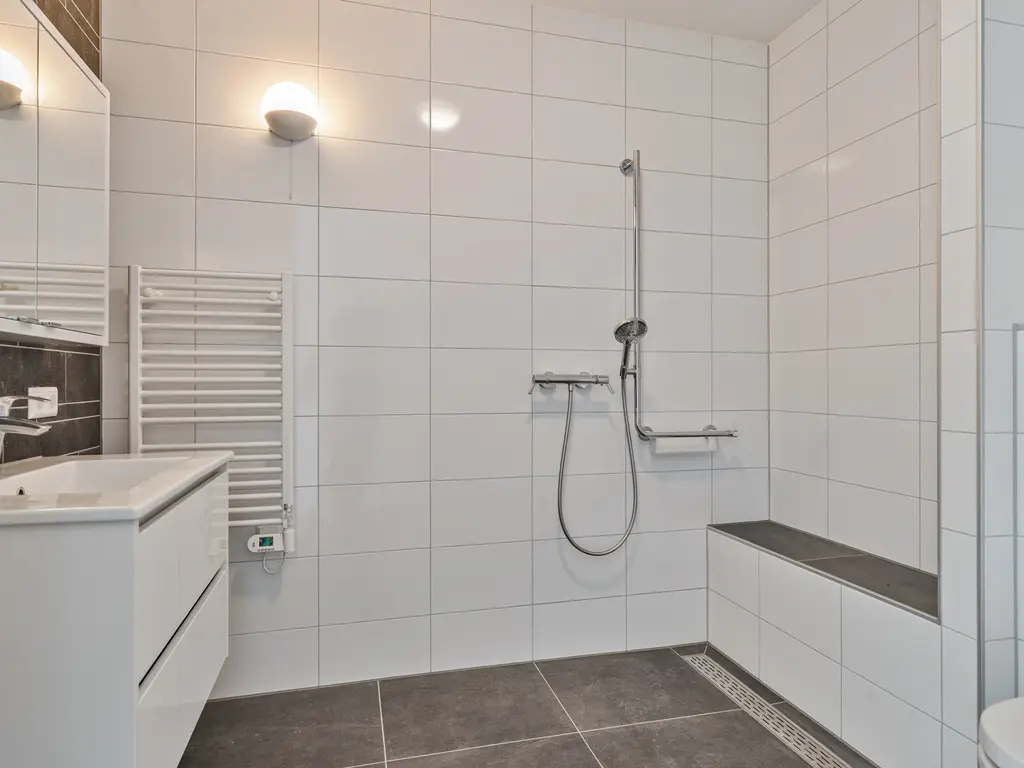 Zeis 6, HENDRIK-IDO-AMBACHT