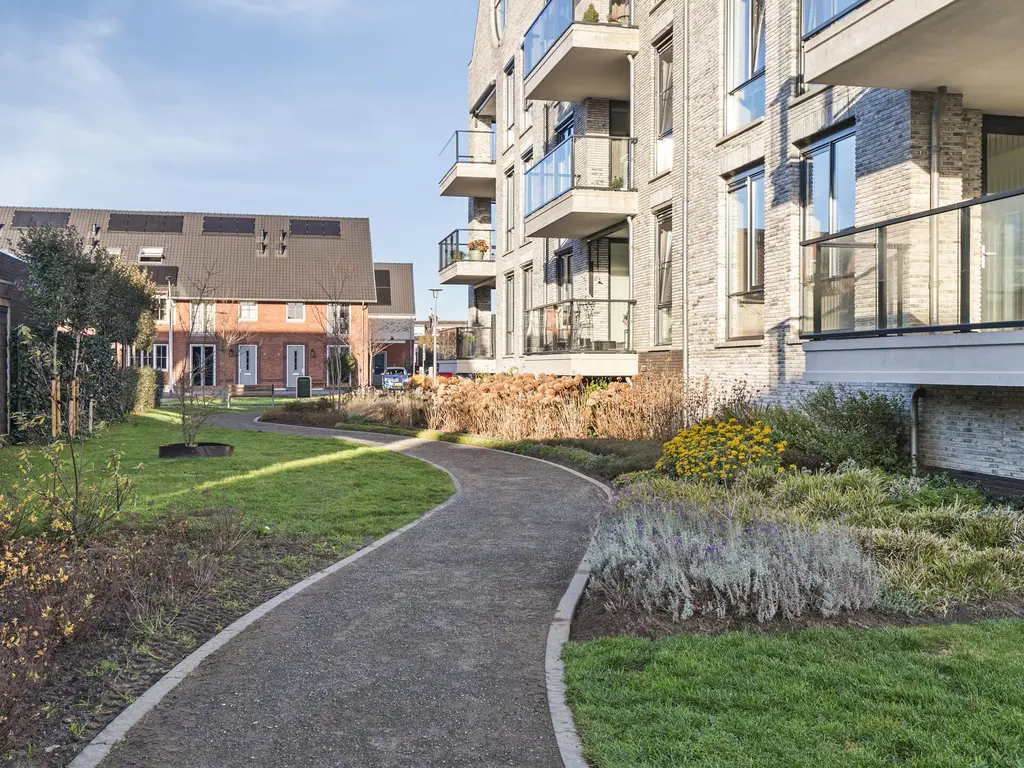 Zeis 6, HENDRIK-IDO-AMBACHT