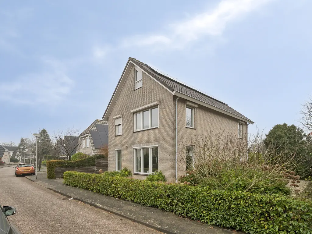 Griendwerker 11, POORTUGAAL