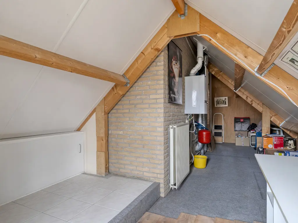 Griendwerker 11, POORTUGAAL