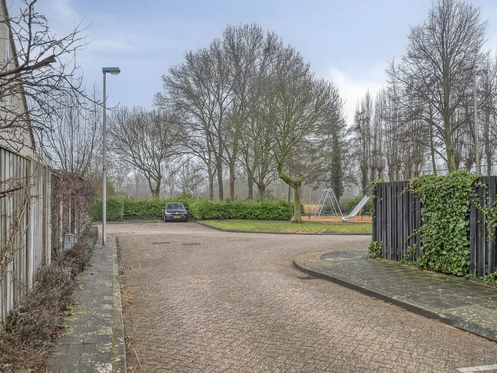 Griendwerker 11, POORTUGAAL