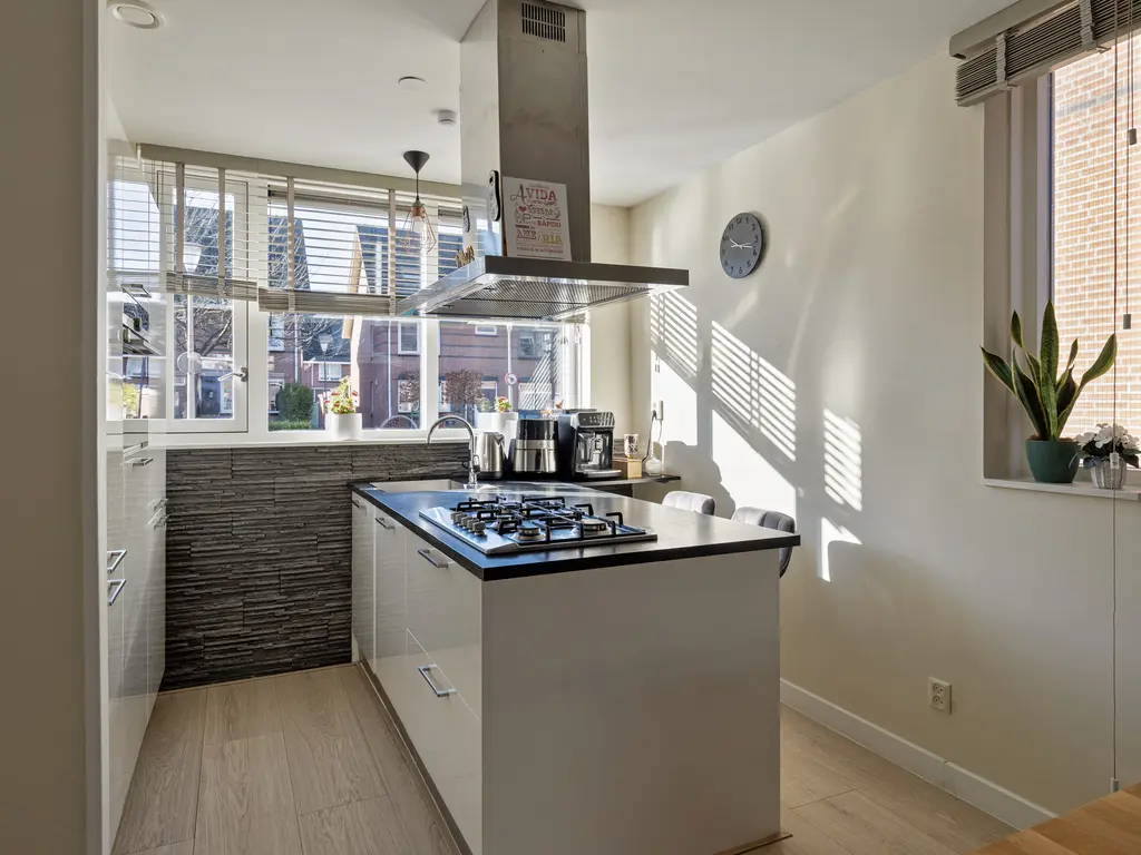 Maria van der Duinstraat 10, POORTUGAAL