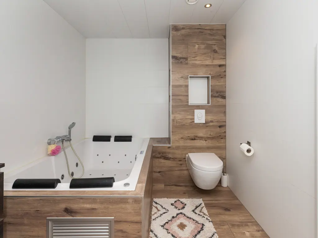 Zus Braunstraat 22, ROTTERDAM