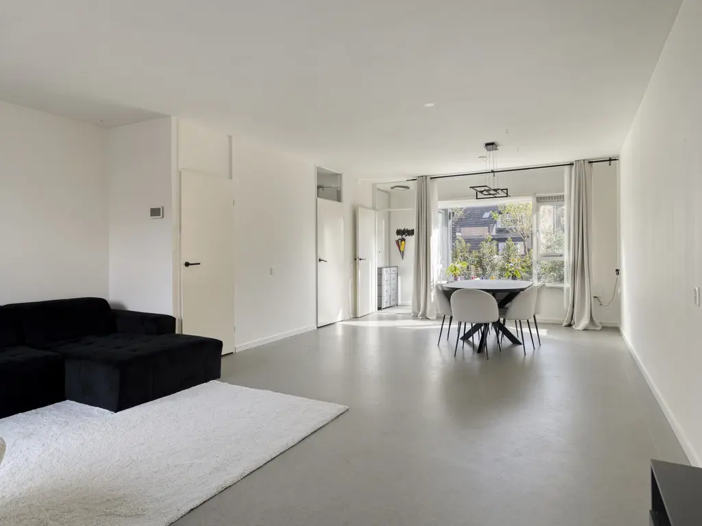 Meidoorn 12, POORTUGAAL