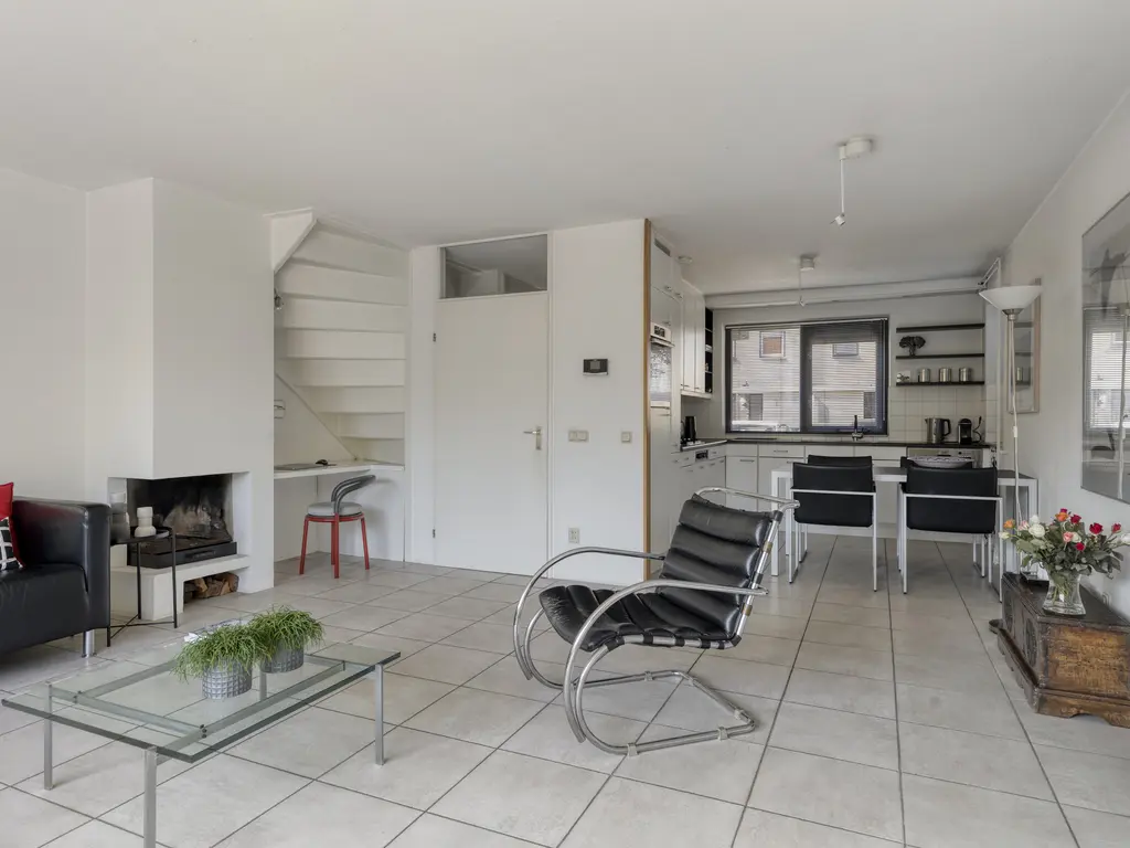 Rietdekker 1, POORTUGAAL