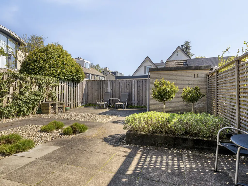 Rietdekker 1, POORTUGAAL