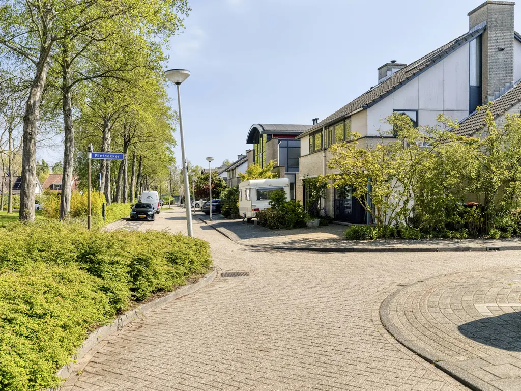 Rietdekker 1, POORTUGAAL