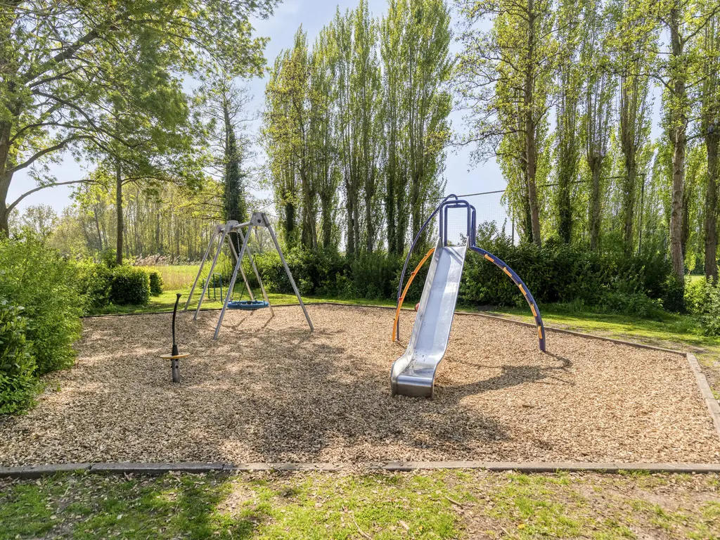 Rietdekker 1, POORTUGAAL