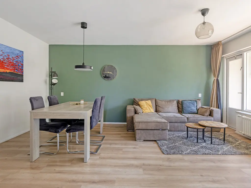 Louis Raemaekersstraat 23, SCHIEDAM