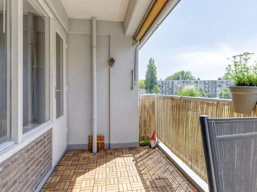 Louis Raemaekersstraat 23, SCHIEDAM