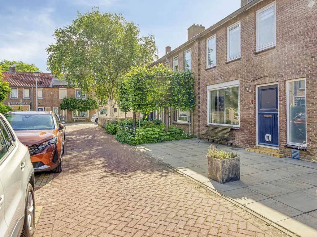 Schenkelstraat 5, RHOON