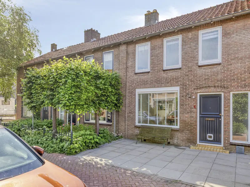 Schenkelstraat 5, RHOON