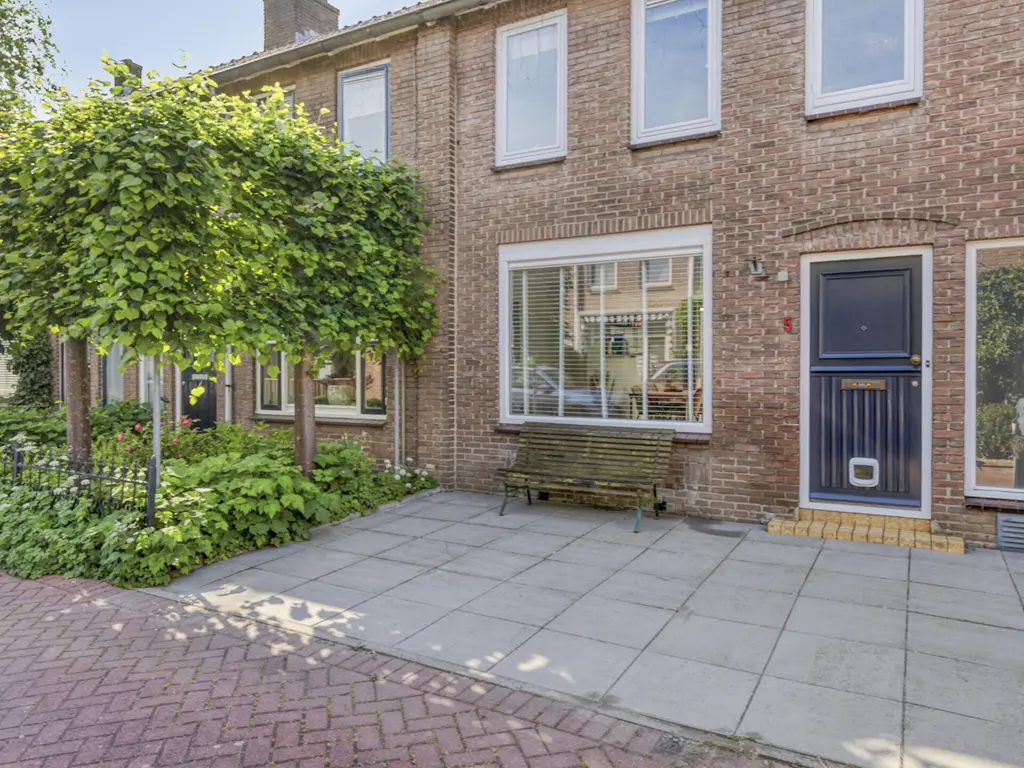 Schenkelstraat 5, RHOON