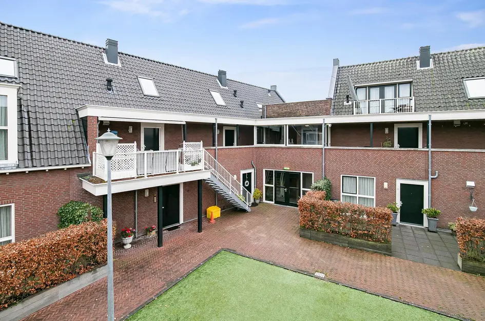 Emmastraat 35