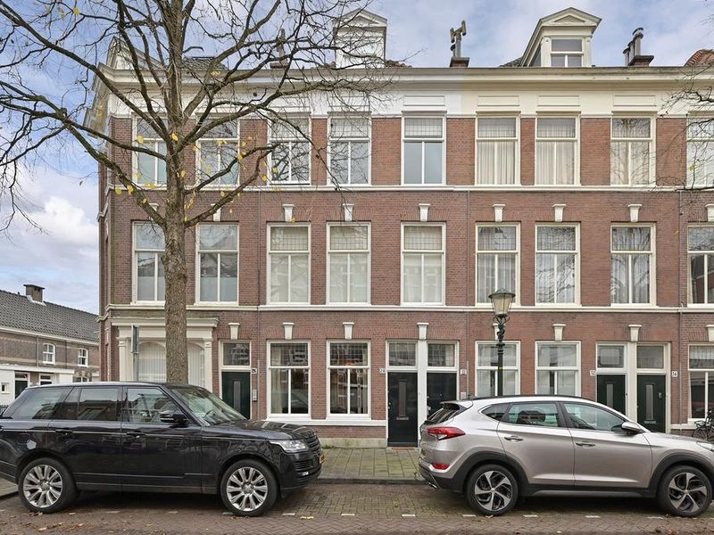 Paramaribostraat 28, 'S-GRAVENHAGE