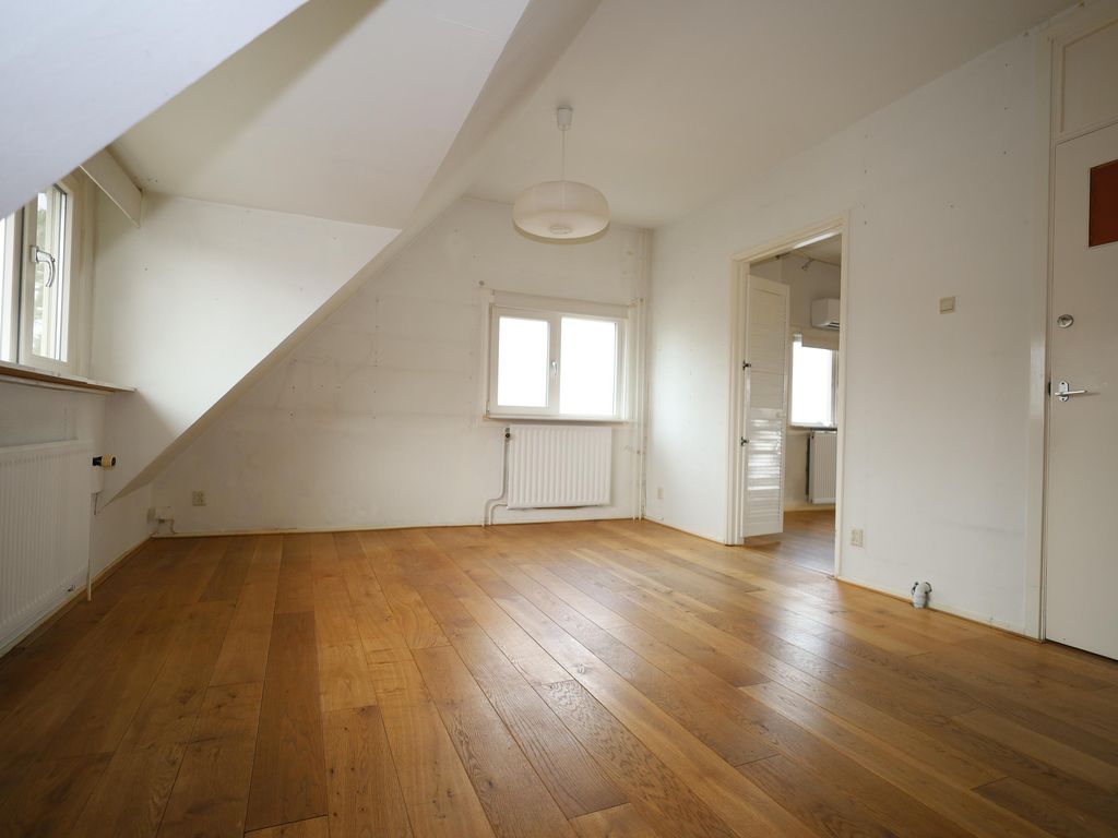 Gentsestraat 225, 'S-GRAVENHAGE