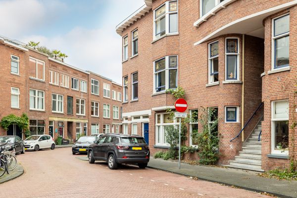 De Vriesstraat 48