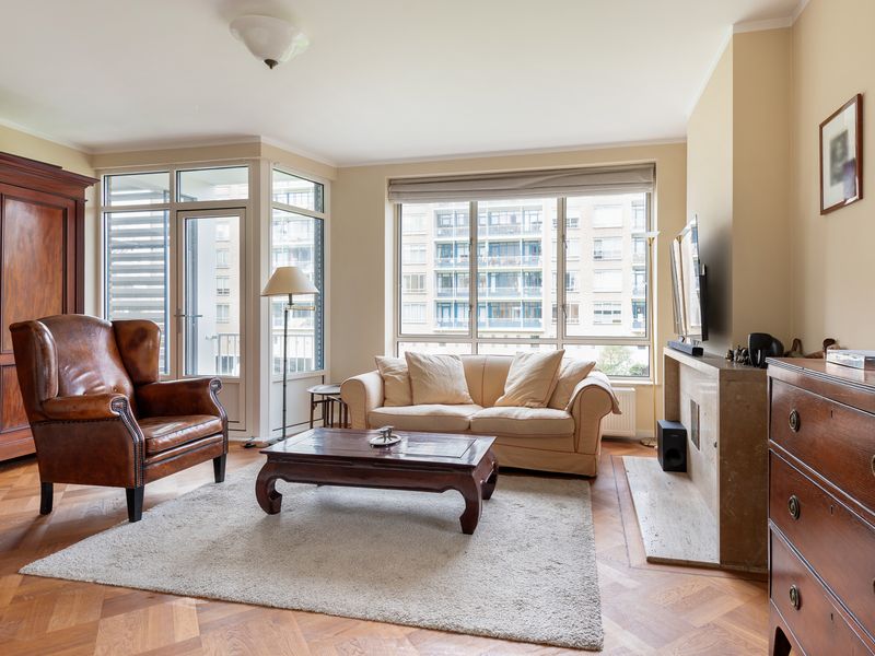 Van Alkemadelaan 906, 'S-GRAVENHAGE