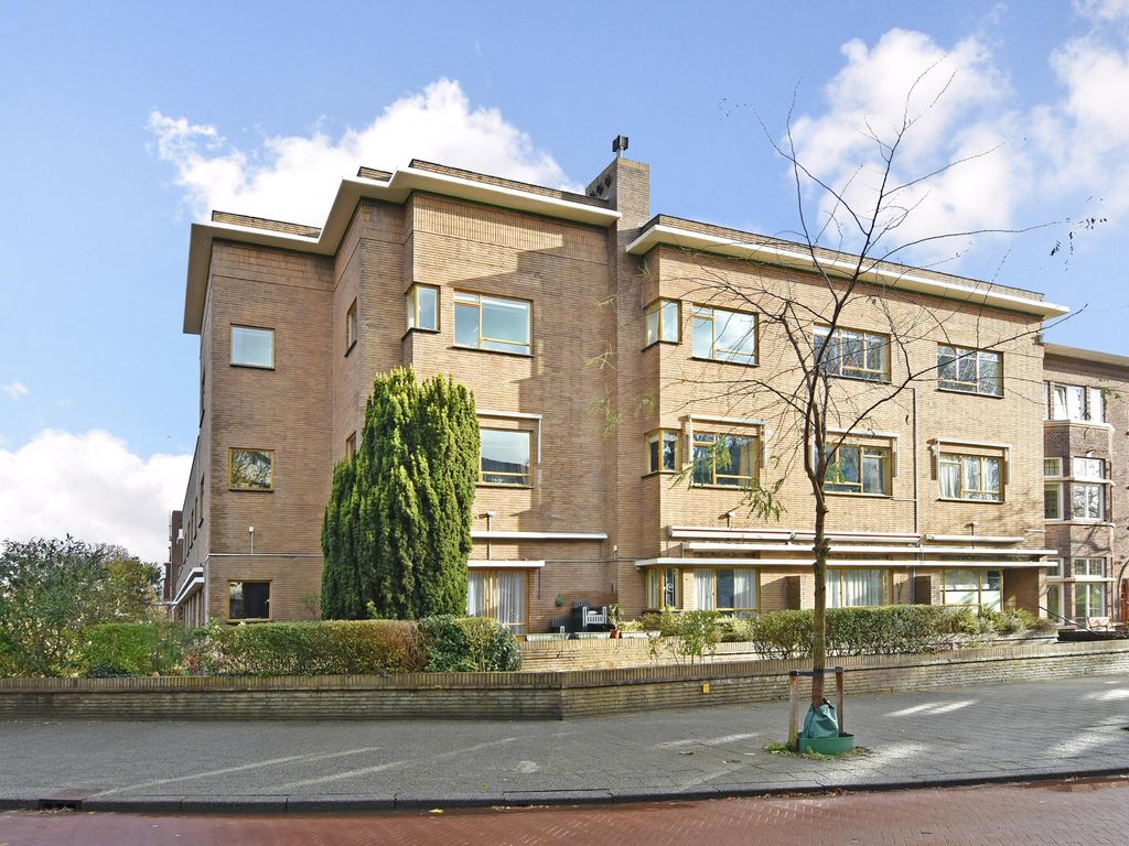 Van Zaeckstraat 19, 'S-GRAVENHAGE