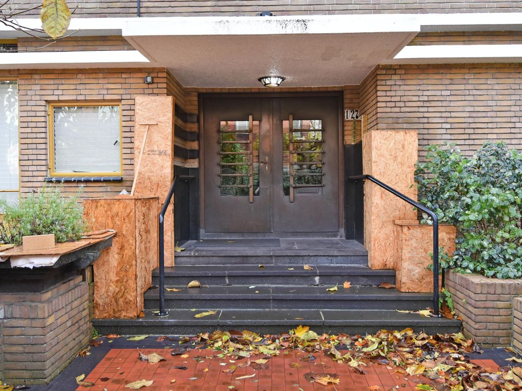 Van Zaeckstraat 19, 'S-GRAVENHAGE