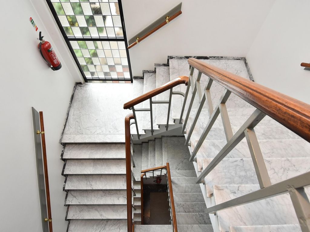 Van Zaeckstraat 19, 'S-GRAVENHAGE