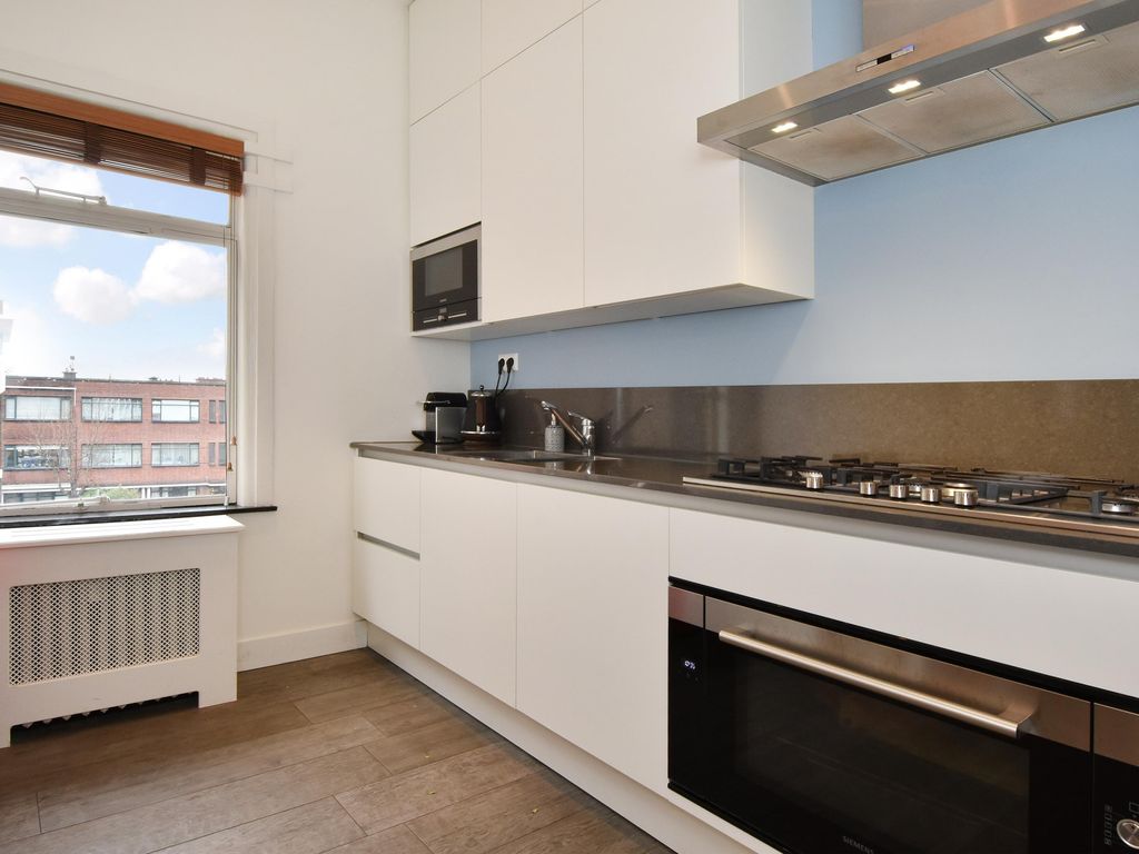 Van Zaeckstraat 19, 'S-GRAVENHAGE