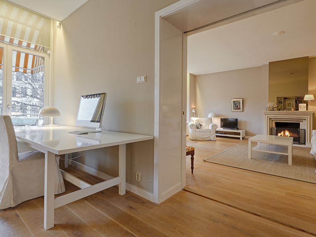 Plaats 24A, 'S-GRAVENHAGE