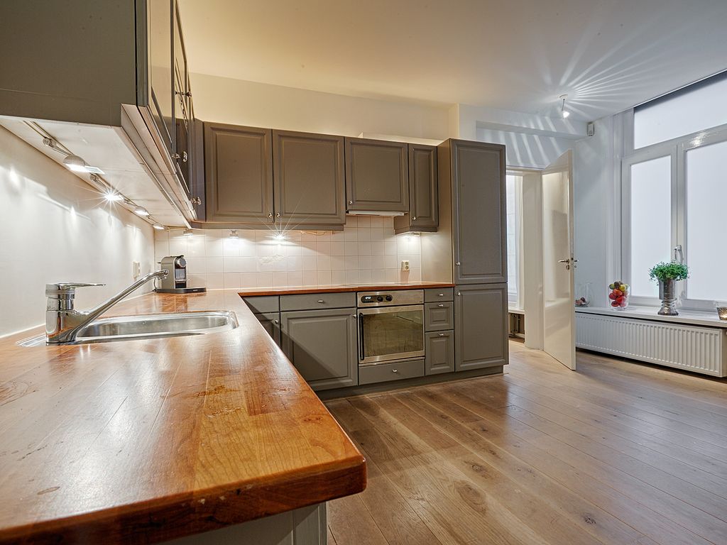 Plaats 24A, 'S-GRAVENHAGE