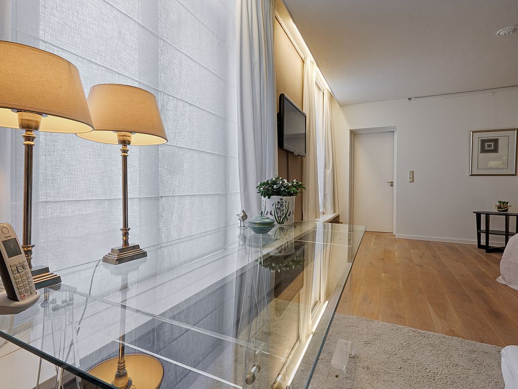 Plaats 24A, 'S-GRAVENHAGE