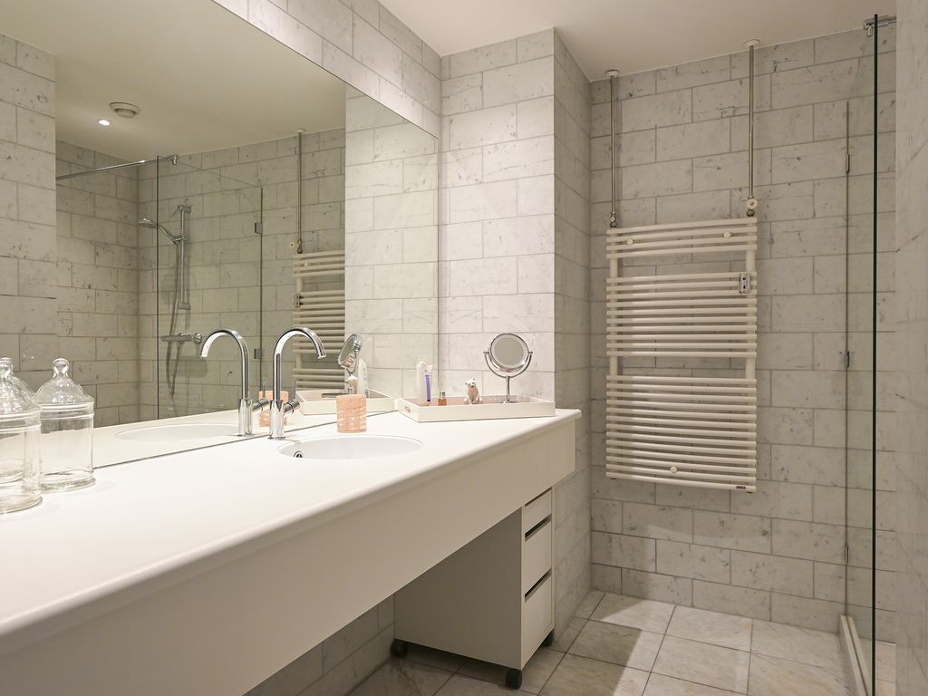 Plaats 24A, 'S-GRAVENHAGE