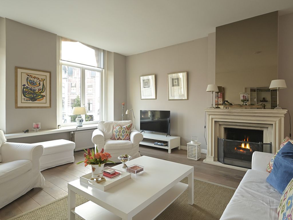 Plaats 24A, 'S-GRAVENHAGE