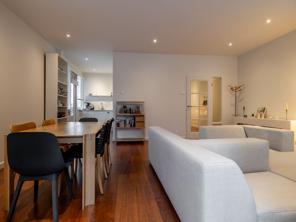 Koningin Sophiestraat 112, 'S-GRAVENHAGE