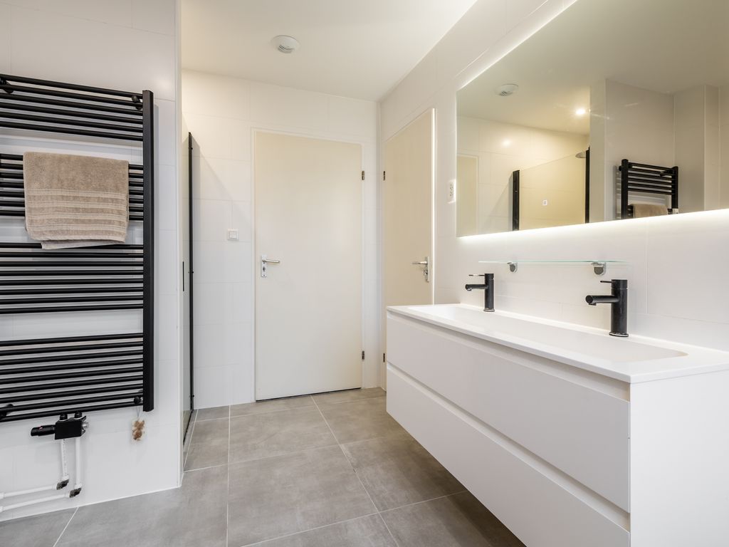 Koningin Sophiestraat 112, 'S-GRAVENHAGE