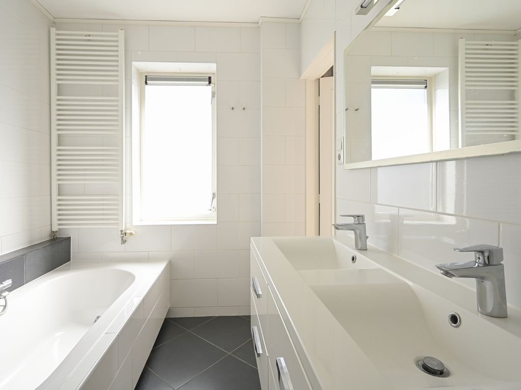 Kapelweg 5, 'S-GRAVENHAGE