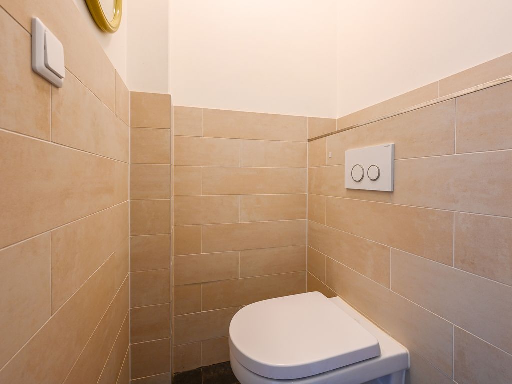 Fahrenheitstraat 599, 'S-GRAVENHAGE