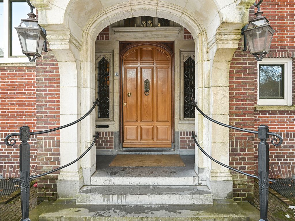 Tapijtweg 28, 'S-GRAVENHAGE