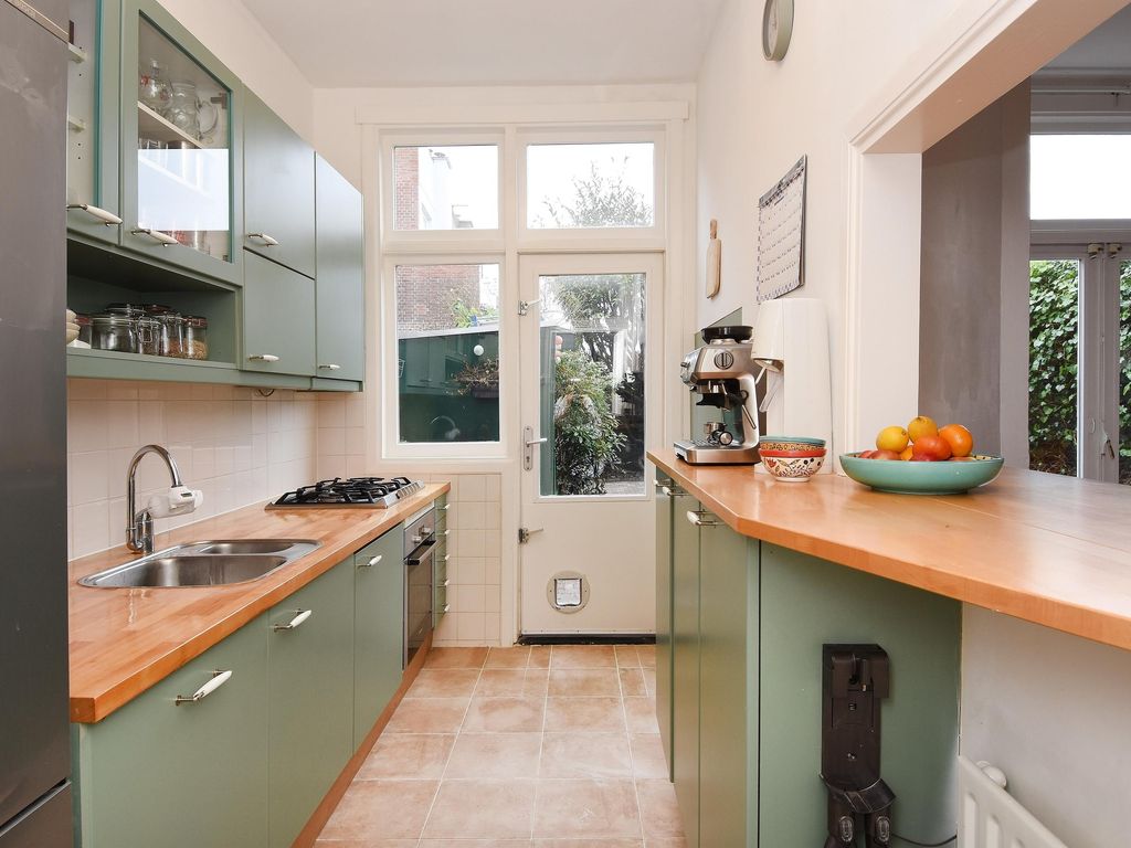 Van Nijenrodestraat 64, 'S-GRAVENHAGE